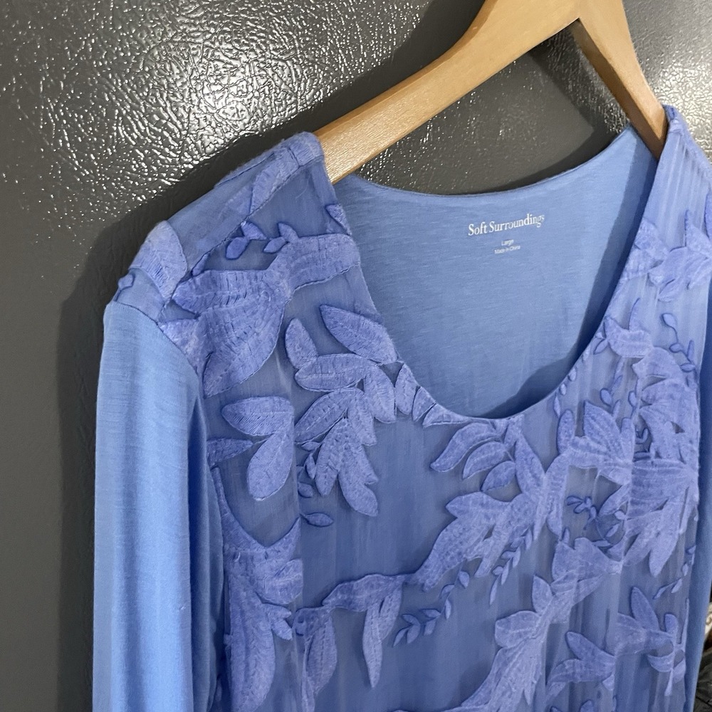SOFT‎ SURROUNDINGS Women's Large Tunic Heart Song Silk Embroidered Dusty Blue - Picture 4 of 8